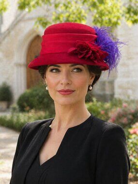 🖤 Vintage Red Felt Hat w/ Purple Feather & Floral Detail – Statement Church Hat